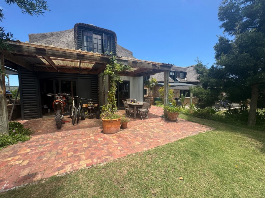 6 Bedroom Property for Sale in Sedgefield Rural Western Cape